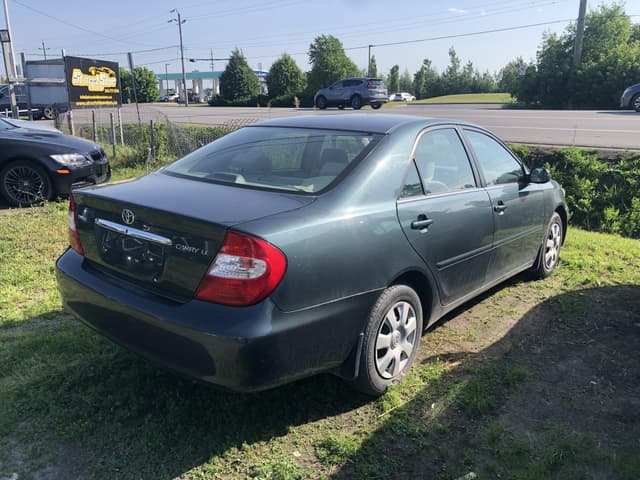 2004 Toyota Camry - Image 8